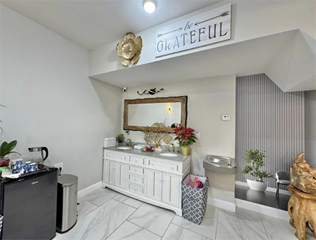 thiết kế tiệm nail